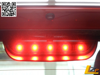 Dacia Sandero II / Stepway II Ladekantenschutz Innen + LED Bremsleuchte